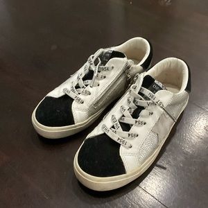 Vintage Havana Kids Gym Shoes size 2